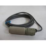FOTOCELLULA OMRON E3F2-DS30B4 10-30VDC M18
